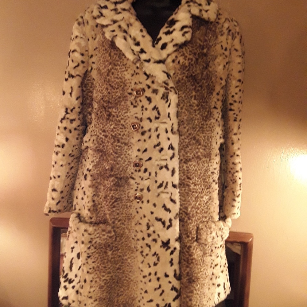 1960s early 1970s Faux Fur Vintage Jacket .